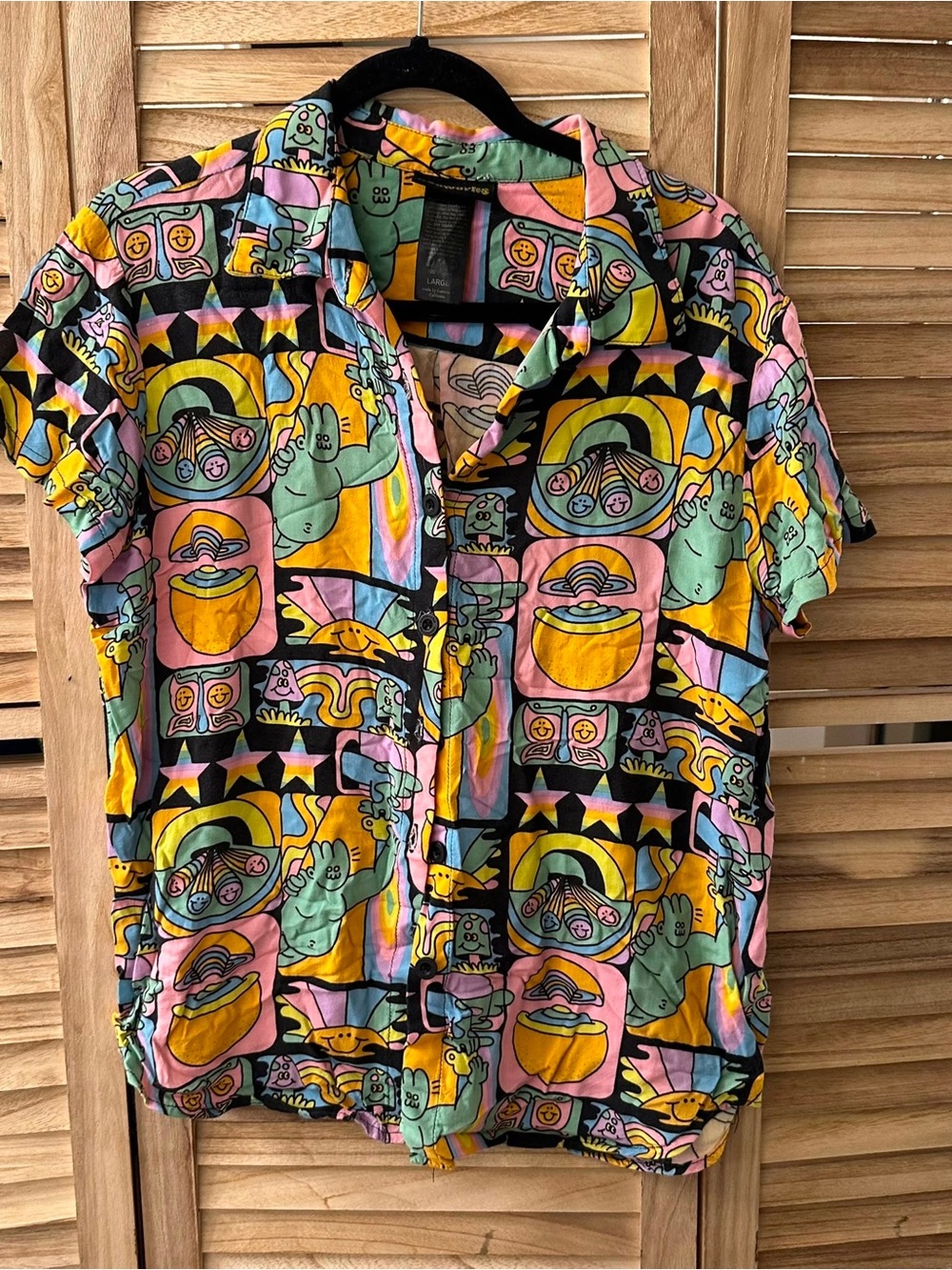 Nooworks short-sleeve button-up shirt size L